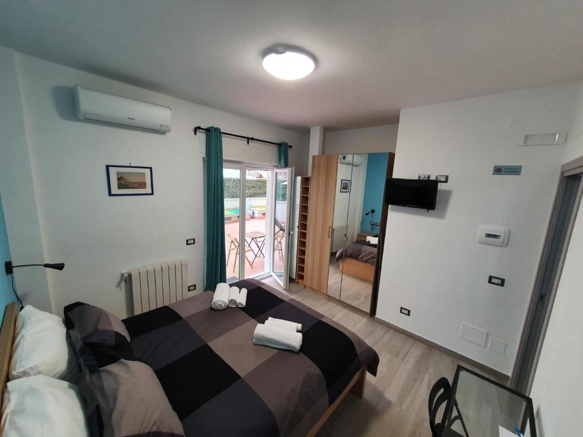 @Home Napoli Eksteriør bilde
